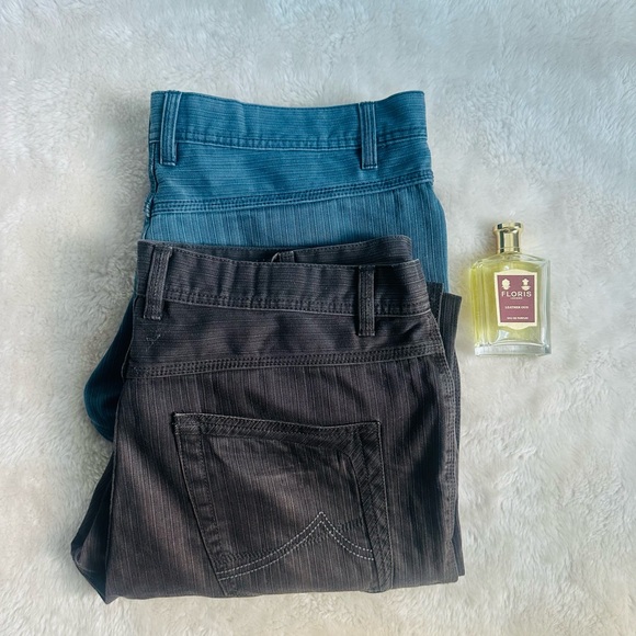 Set of Two Mantaray Regular Jeans - Picture 4 of 14